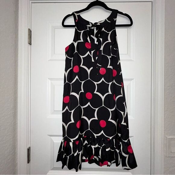 Becky & Max Bold Daisy Floral Print Ruffle Sleeveless Silk Dress - Picture 8 of 9